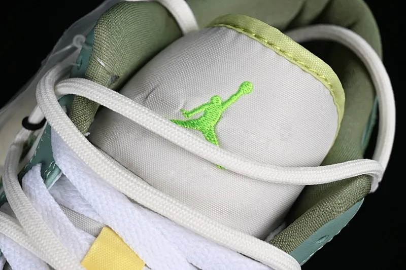 All categories Air Jordan Jordan series basketball shoes Air Jordan 1 Low Z version Air Jordan 1 Low AJ1 Joe 1 fresh green strap deconstruction low-top basketball shoes FD9906-131